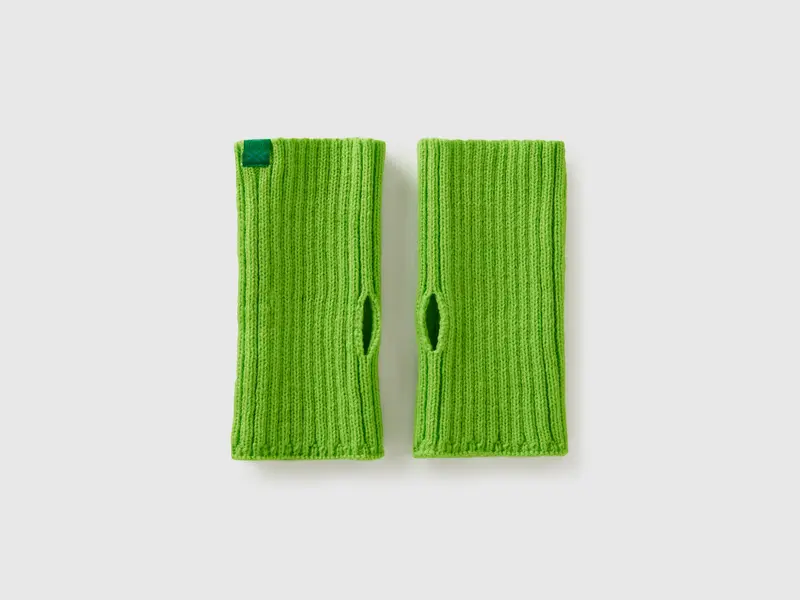 Fluorescent sleeves