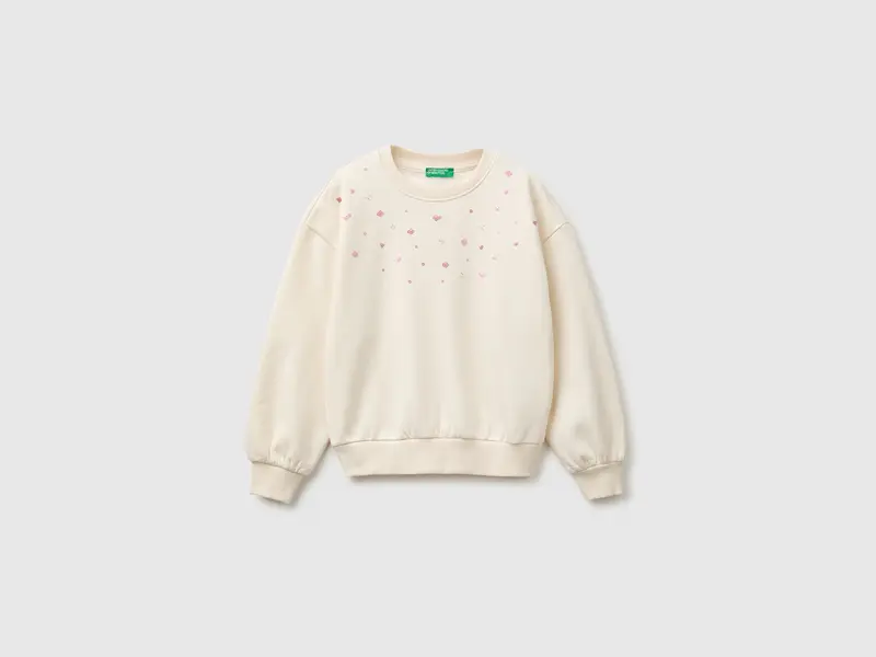 Oversized sweatshirt with sequins